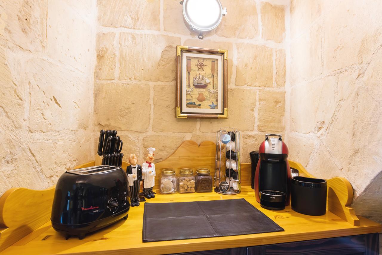 1 Bedroom Heritage Apartment Валета Екстериор снимка