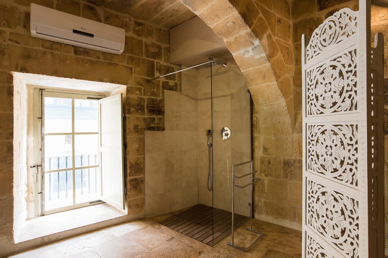 1 Bedroom Heritage Apartment Валета Екстериор снимка